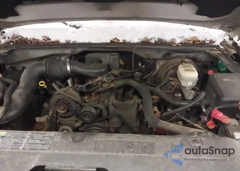 2006 Chevrolet Silverado 1500 Work Truck z USA, uszkodzony, nr VIN 3GCEC14X66G265276